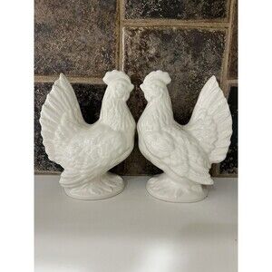 Vintage Glazed Pair Of Farmhouse Ceramic Hen Chicken Figurines 7" Tall White